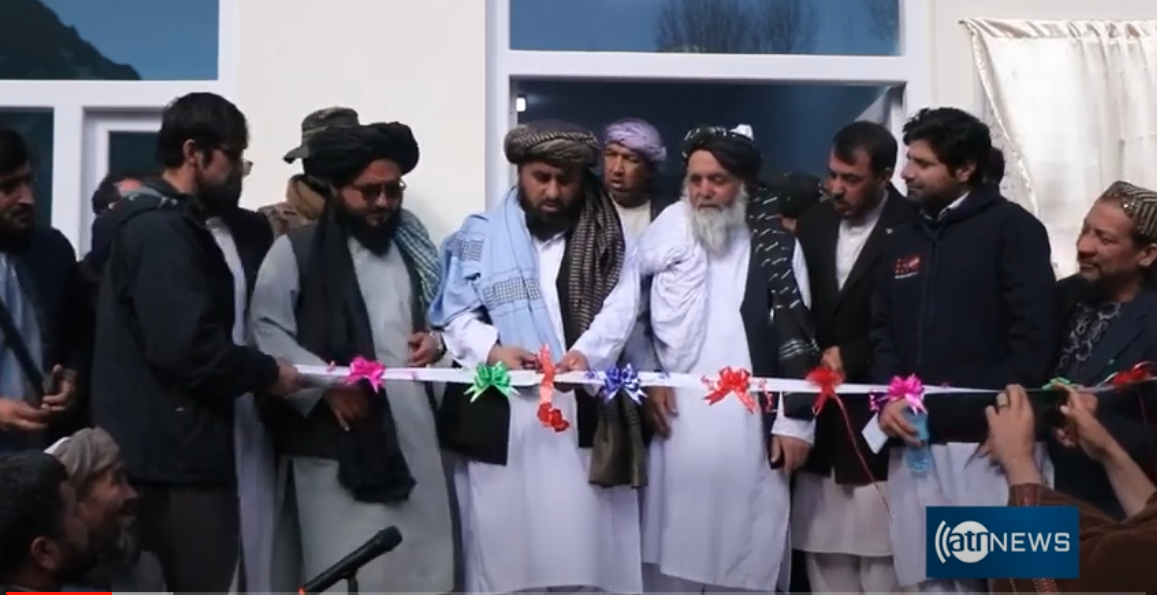 23 health facilities inaugurated in Bamyan ساختمان ۲۳ مرکز صحی در بامیان به بهره برداری سپرده شد